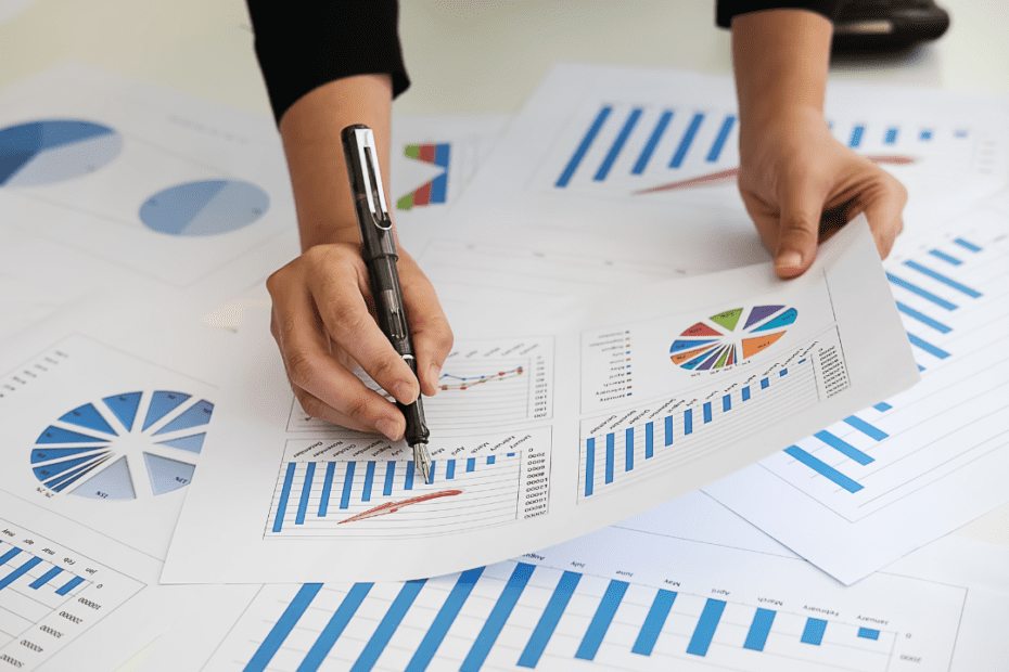 How to Check all the Existing SQL Constraints on a Table?