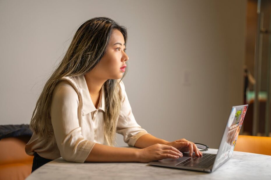 woman using a computer